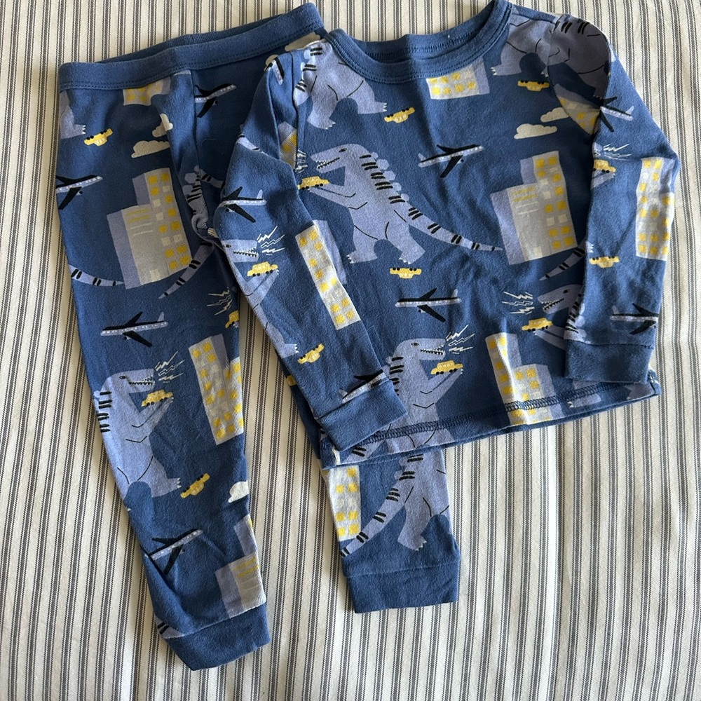 Tea Collection 3T Godzilla PJs - Picture 1 of 2